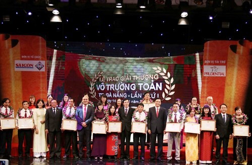 Giải thưởng Võ Trường Toản ở Đà Nẵng cũng là dịp để vinh danh những nhà giáo vì sự nghiệp &quot;lương sư, hưng quốc&quot;. Ảnh: AN