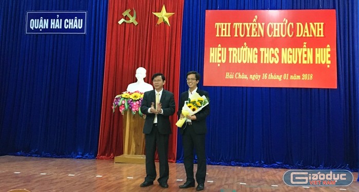 Thầy Võ Thanh Phước đã vượt qua kỳ thi tuyển và được bổ nhiệm làm Hiệu trưởng. Ảnh: TT
