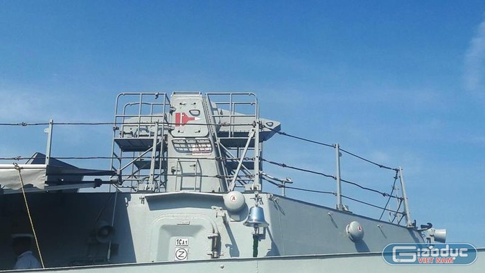 Hệ thống tên lửa được trang bị trên tàu khu trục INS SAHYADRY