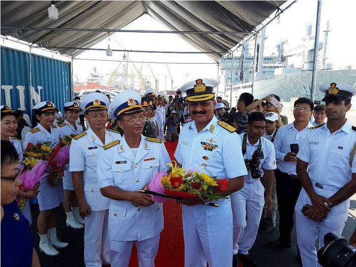 Hải quân Ấn Độ và Hải quân Việt Nam sẽ có huấn luyện hàng hải chung trên biển. Ảnh: TT