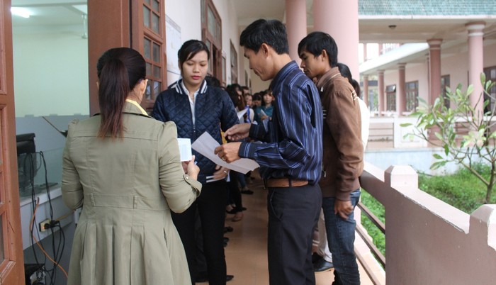 Kỳ thi tuyển giáo viên tại Quảng Ngãi đã xảy ra nhiều sai sót. Ảnh: AP