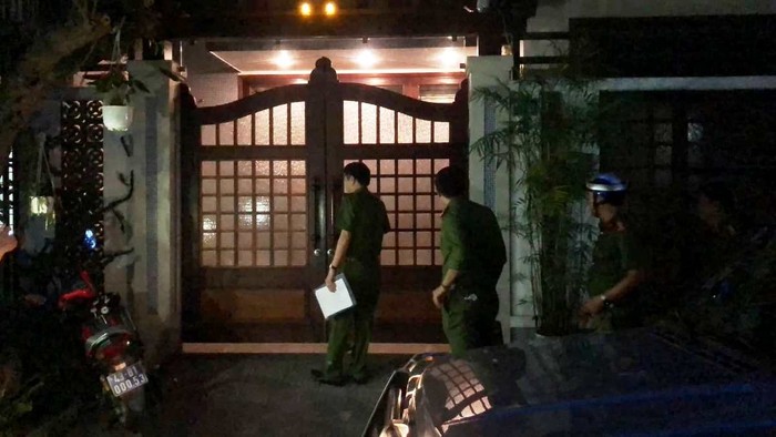 Bộ Công an khám xét nơi ở của bốn cán bộ, nguyên lãnh đạo thành phố Đà Nẵng trong tối ngày 18/9.