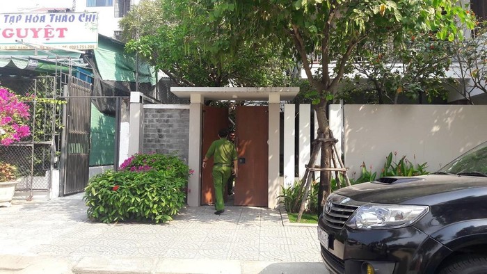 Bộ Công an đến làm việc tại nhà riêng ông Nguyễn Ngọc Tuấn.