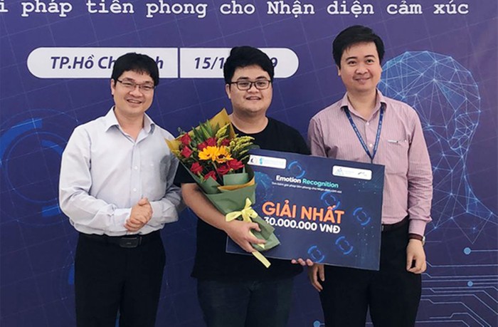 Anh Trần Bảo Toàn (Trung tâm Công nghệ phần mềm (CSE) của Đại học Duy Tân), vừa đạt giải nhất cuộc thi ERC 2019 . Ảnh: TH