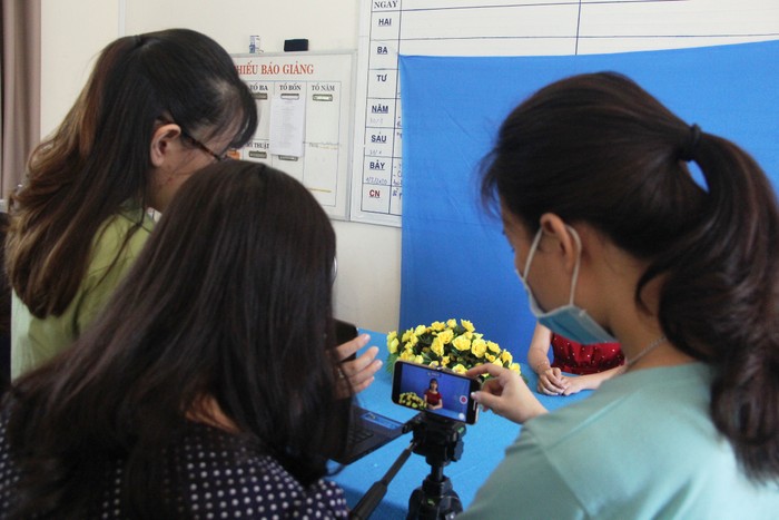 Đà Nẵng yêu cầu các trường tăng cường việc dạy học trực tuyến. Ảnh: TT