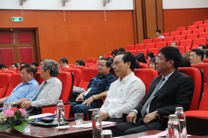Hiệp hội Các trường đại học, cao đẳng Việt Nam hy vọng các ý kiến nêu lên sẽ góp phần tìm ra những giải pháp cũng như các cơ sở lý luận thực tiễn góp phần phát triển và nâng cao chất lượng giáo dục đại học. Ảnh: Ngân Chi
