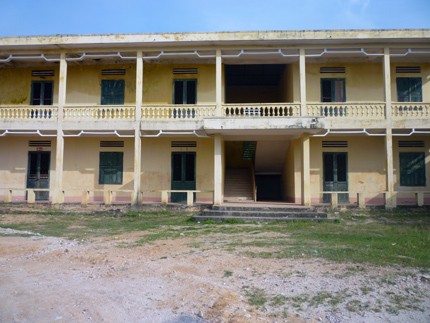 Bắt đầu từ năm học 2011 - 2012, trường Khu lẻ hoàn toàn bị bỏ hoang. (Ảnh T. H)