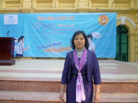 Bà Nguyễn Kim Hiền, Cán bộ phụ trách ngoại ngữ, Sở Giáo dục và Đào tạo Hà Nội