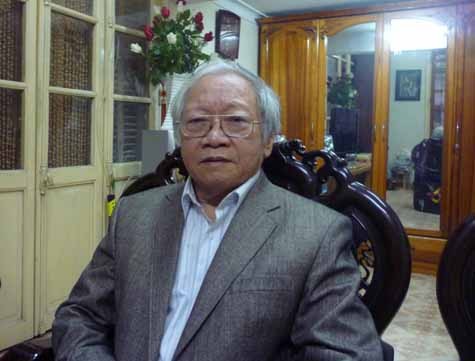 GS. Trần Đình Sử, nhà nghiên cứu, lý luận, phê bình văn học nổi tiếng (Ảnh Thu Hòe)