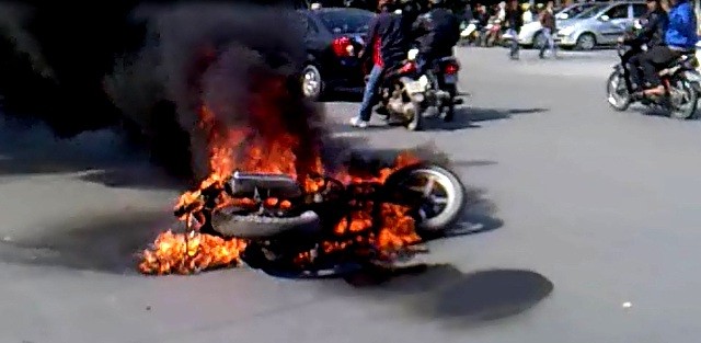 Nếu lỗi kỹ thuật, Honda  phải thu hồi dòng xe bị cháy, nổ ảnh 1