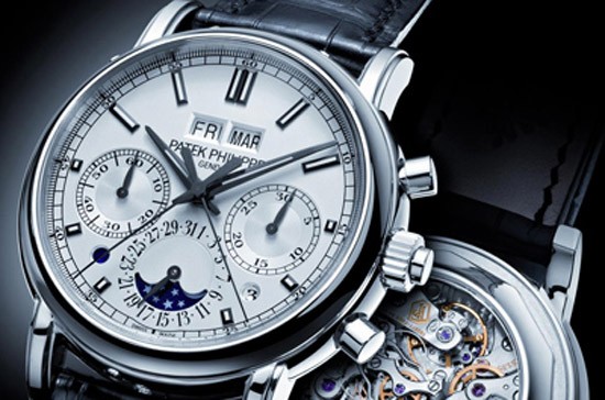 Chiếc đồng hồ đắt giá này là một trong những sản phẩm đáng chú ý của Patek Philippe có giá 282.000 USD