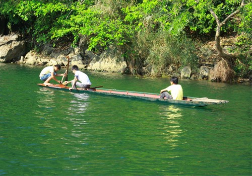 Năm 1995, Hồ Ba Bể đã được Hội nghị Hồ nước ngọt thế giới, tổ chức tại Mỹ, công nhận là một trong 20 hồ nước ngọt đặc biệt của thế giới cần được bảo vệ. Cuối năm 2004, Vườn quốc gia Ba Bể được công nhận là Vườn di sản ASEAN.
