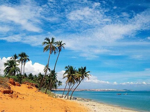 Biển Phan Thiết luoon hứa hẹn là điểm đến lý tưởng cho du khách trong mùa hè
