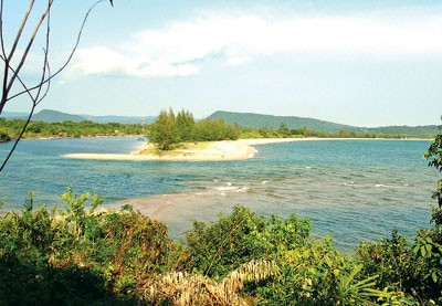 Cùng khám phá những con sông đổ ra biển trên Đảo Phú Quốc