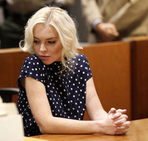 Lindsay Lohan bị phạt giam 30 ngày trong phiên tòa hôm 2/11. Ảnh: Pacific Coast.