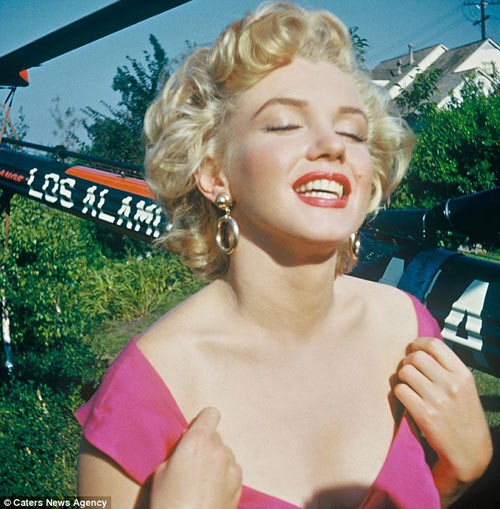 Marilyn đẹp rạng rỡ tuổi 25