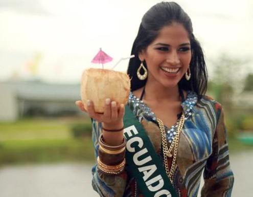 Những hình ảnh đẹp của Olga Alava tại Miss Earth 2011.