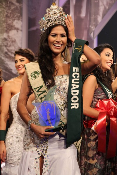 Phan Thị Mơ trắng tay tại Miss Earth 2011 ảnh 1