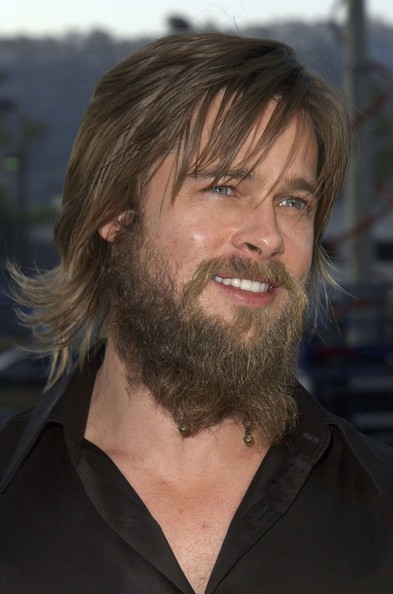 Câu chuyện bộ râu "mất kiểm soát" của Brad Pitt 10 năm qua  ảnh 2
