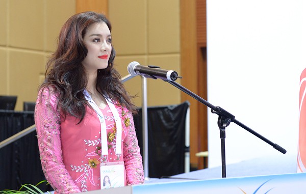 Cô cũng có bài phát biểu thú vị nhằm vận động đại biểu các nước bỏ phiếu ủng hộ Việt Nam đăng cai Đại hội Thể thao Châu Á lần thứ 18, vào năm 2019.