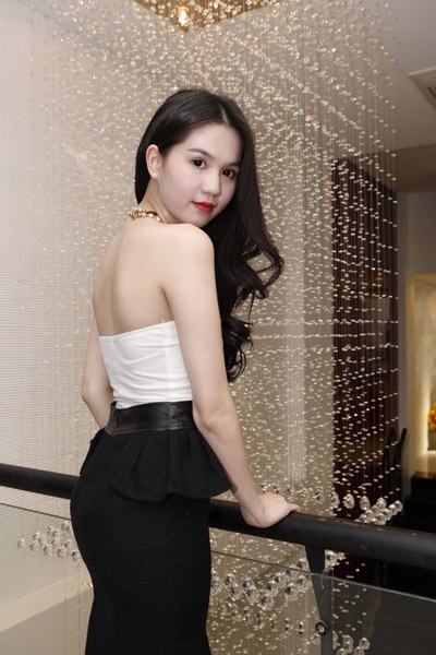 Sau kinh doanh spa, Hoa hậu Việt Nam Hoàn cầu 2011 lấn sân kinh doanh thời trang.