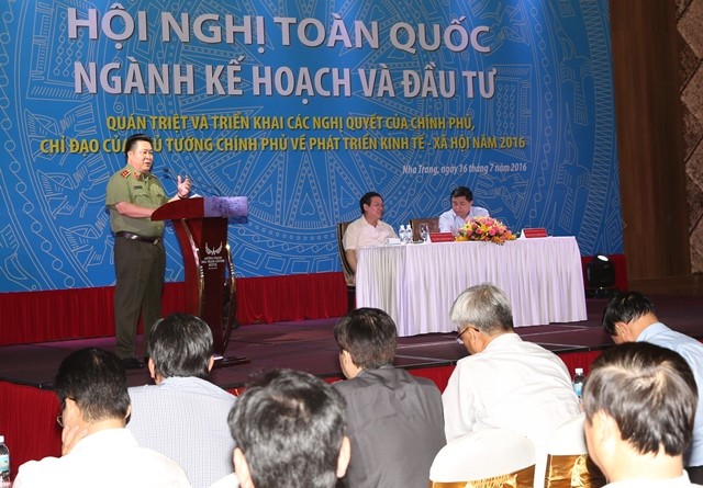 Thứ trưởng Bộ Công an Bùi Văn Thành phát biểu tại Hội nghị (Ảnh: Vũ Chung).