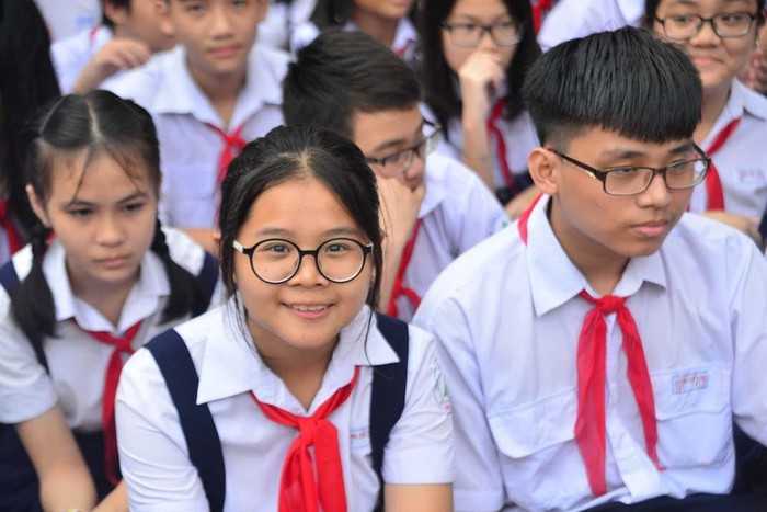 Học sinh thành phố Hồ Chí Minh có thể học thêm trong trường nếu tự nguyện.