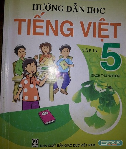 Sách thử nghiệm học VNEN, môn Tiếng Việt.