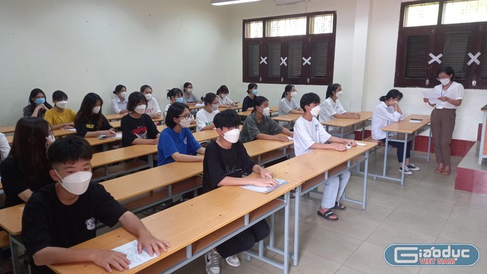 Bộ Giáo dục và Đào tạo công bố danh sách một số máy tính bỏ túi được đem vào phòng thi tốt nghiệp trung học phổ thông năm 2022. Ảnh minh họa: Phạm Linh