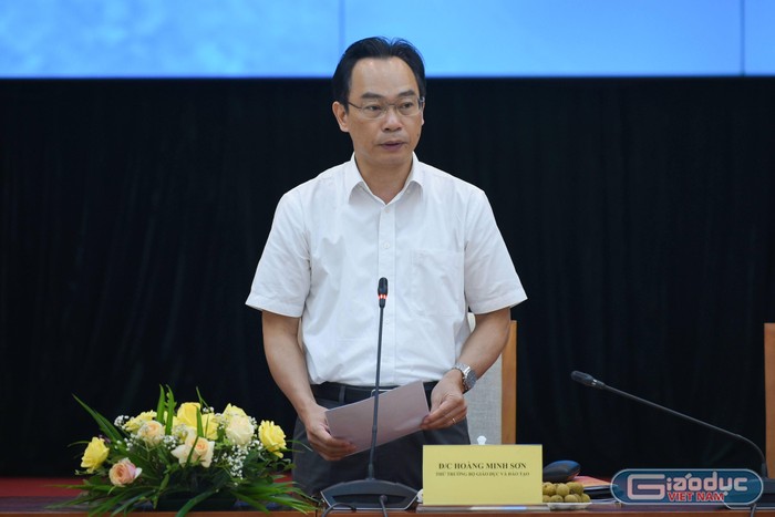 Thứ trưởng Hoàng Minh Sơn phát biểu tại buổi họp báo